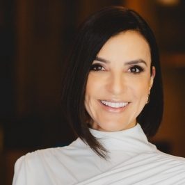 Foto de <b>Licia Maria Henrique Da Mota </b><br><i>Diretora Científica</i>